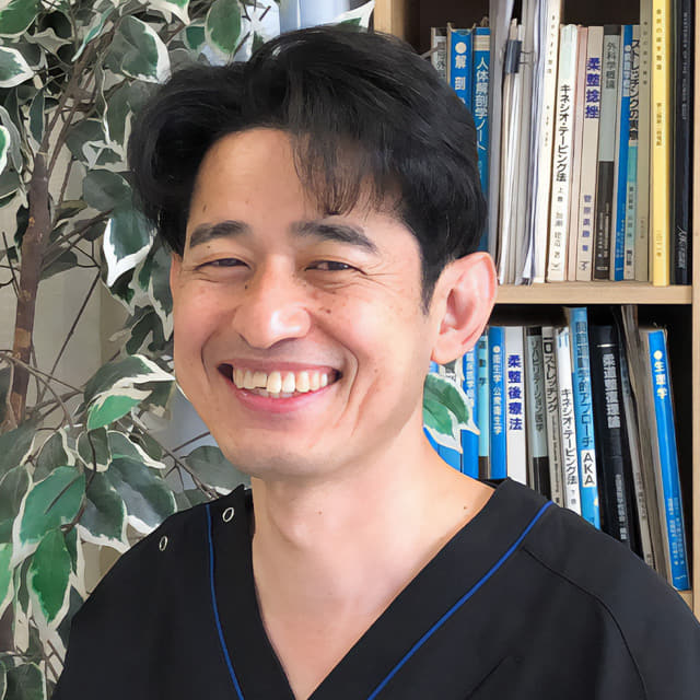 諸杉　剛　柔道整復師　とむろ接骨院所属